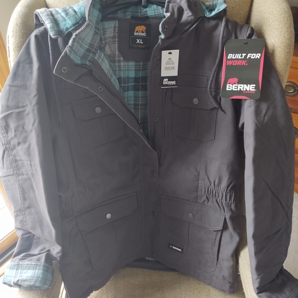 Berne Women's Titanium Chore Utility Jacket - Picture 4 of 6